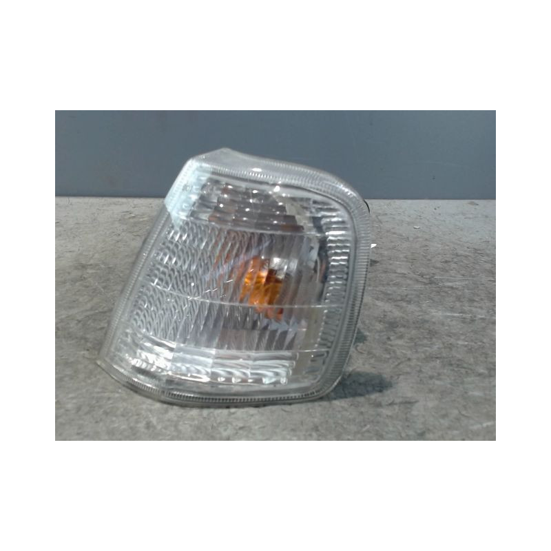 CLIGNOTANT GAUCHE PEUGEOT 405 -92
