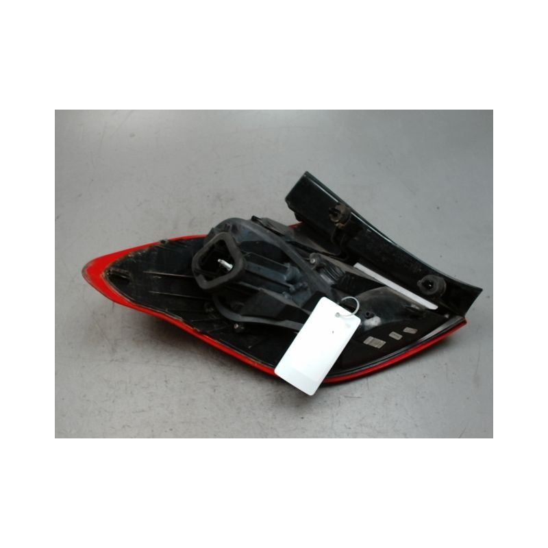 FEU ARRIERE DROIT CITROEN C4 2010-