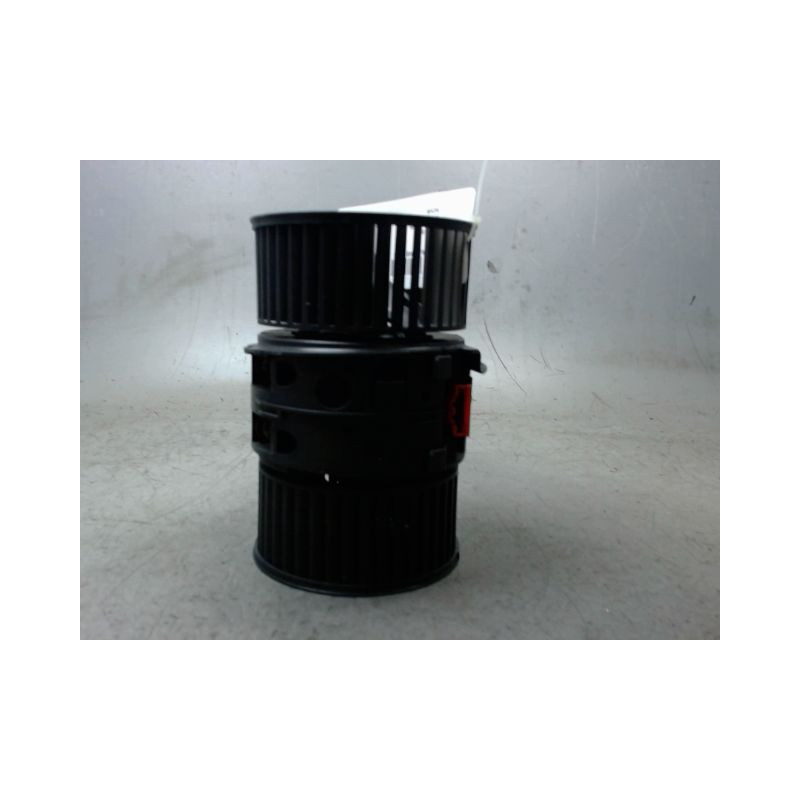 MOTEUR VENTILATEUR CHAUFFAGE RENAULT MEGANE