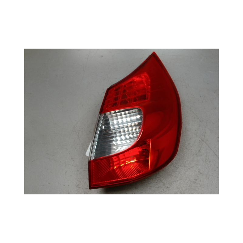 FEU ARRIERE DROIT RENAULT SCENIC II PH2 2006-