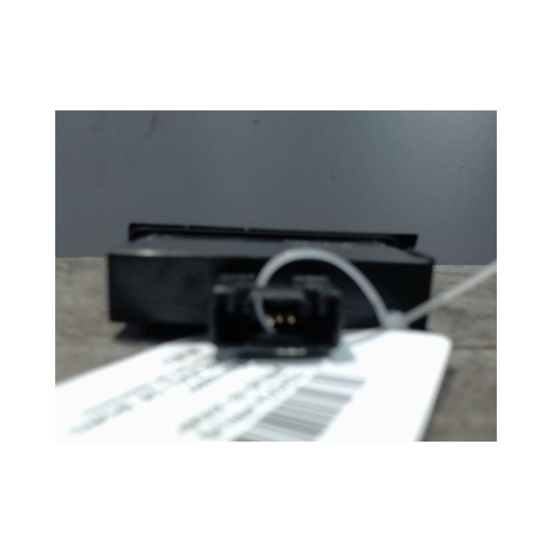 BOUTON DE WARNING TOYOTA PRIUS 2004-