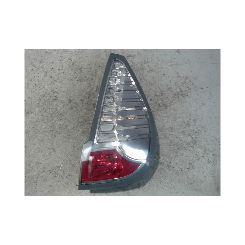 FEU ARRIERE DROIT RENAULT SCENIC III 2009-