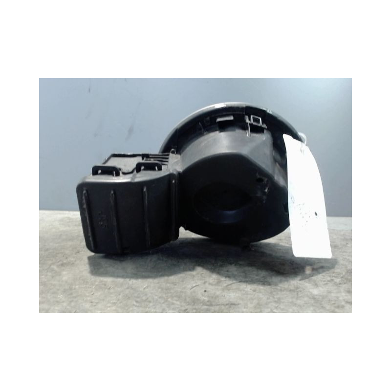 VOLET DE TRAPPE CARBURANT RENAULT SCENIC III 2009-
