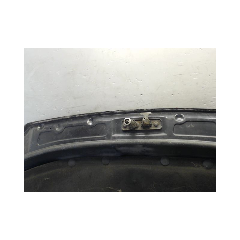CAPOT LAND ROVER FREELAND.
