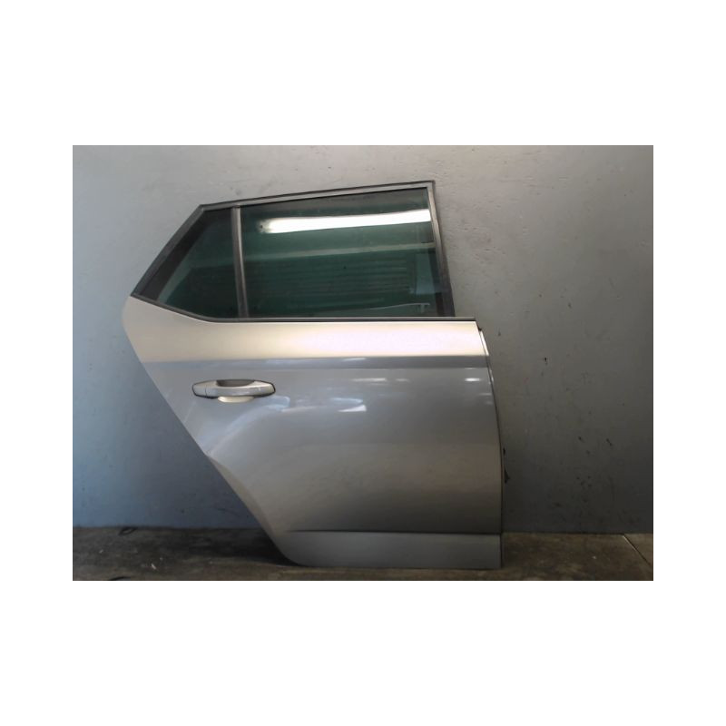 PORTE ARRIERE DROIT SKODA FABIA