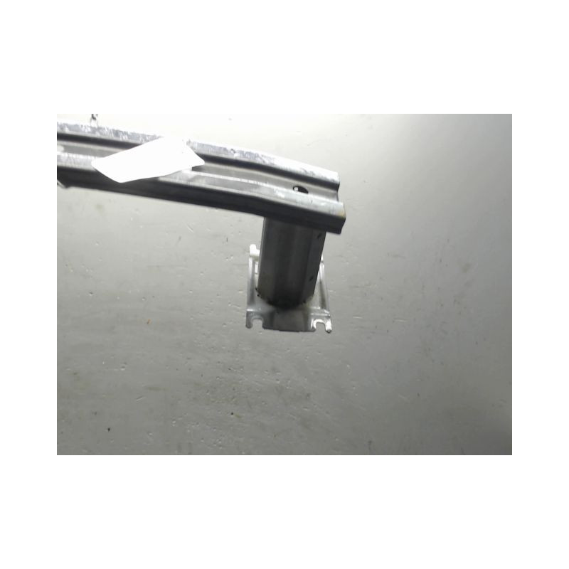 RENFORT PARE-CHOC ARRIERE  SUZUKI SX4