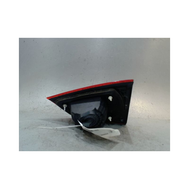 FEU ARRIERE INTERIEUR GAUCHE SUZUKI SX4