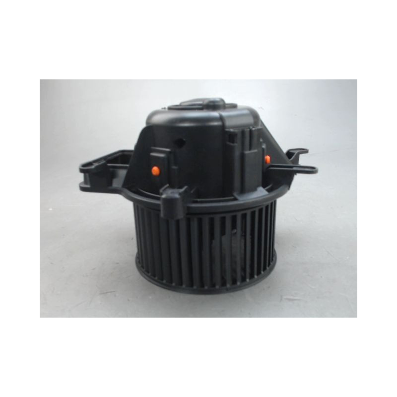 MOTEUR VENTILATEUR CHAUFFAGE PEUGEOT 5008