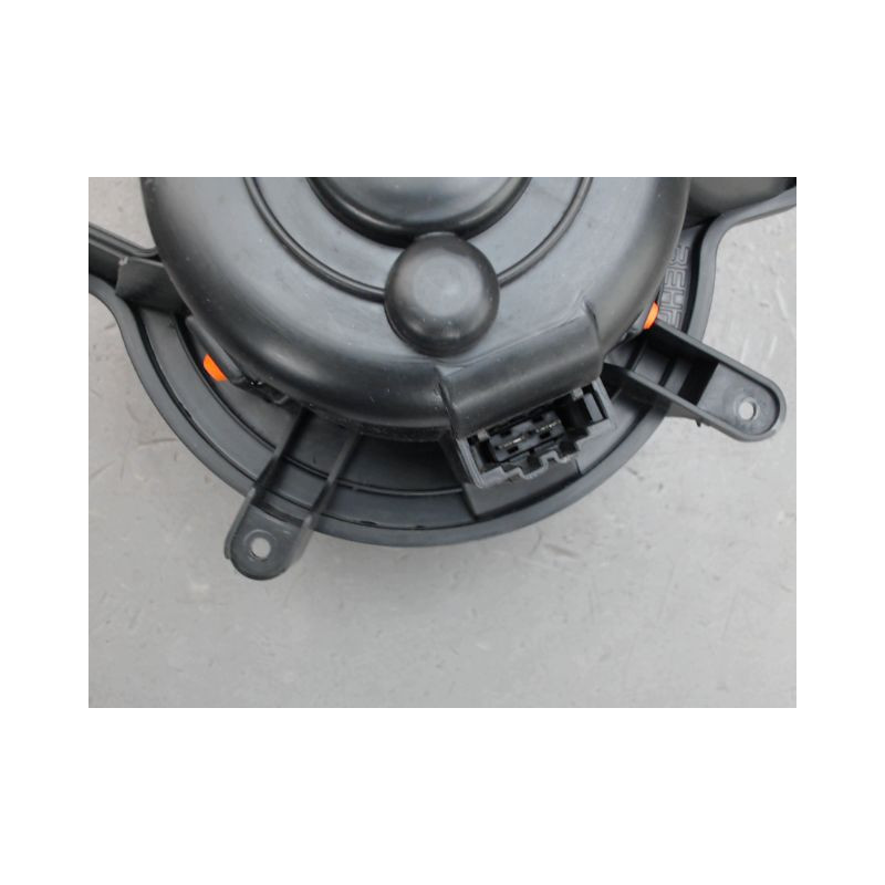 MOTEUR VENTILATEUR CHAUFFAGE PEUGEOT 5008