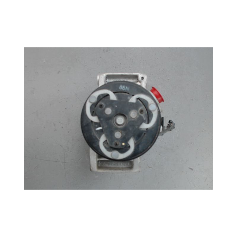 COMPRESSEUR AIR CONDITIONNE DACIA SANDERO