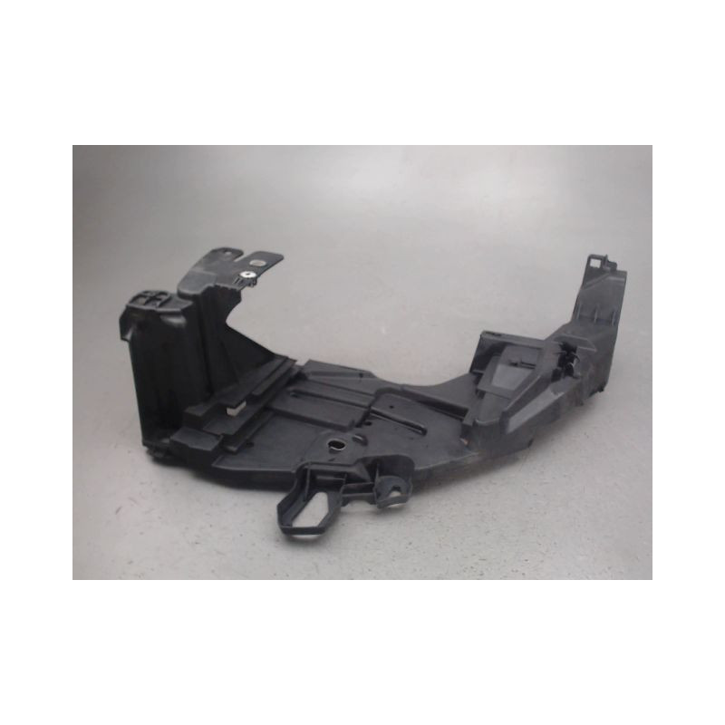 SUPPORT PARE-CHOC AVG RENAULT MEGANE