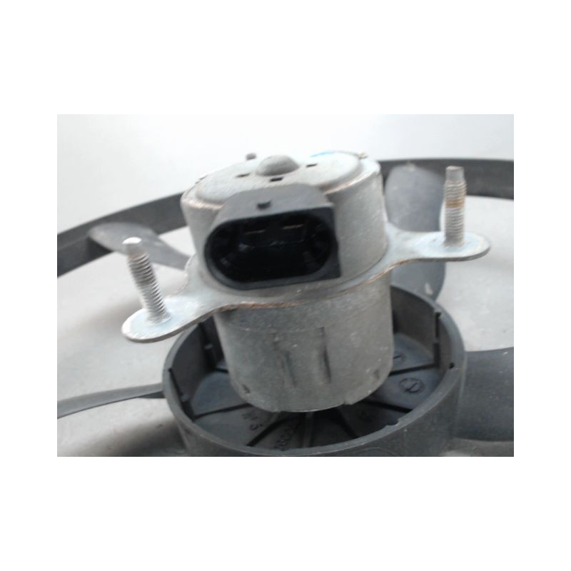 MOTEUR VENTILATEUR RADIATEUR PEUGEOT 206