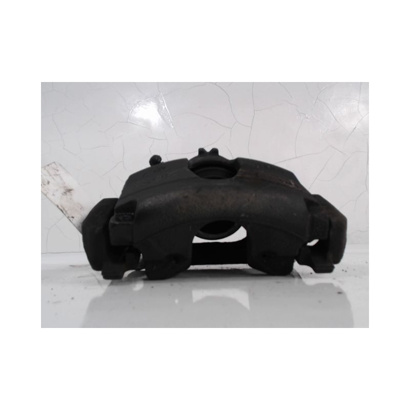 ETRIER DE FREIN AVANT DROIT RENAULT LAGUNA III 2009-