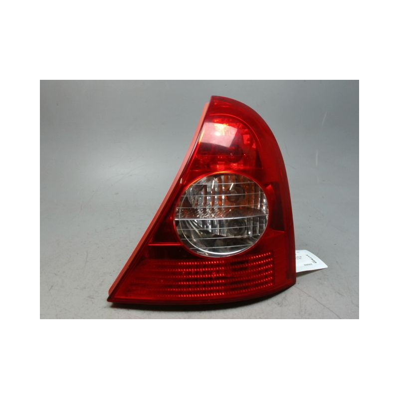 FEU ARRIERE DROIT RENAULT CLIO II PH.2 01-06
