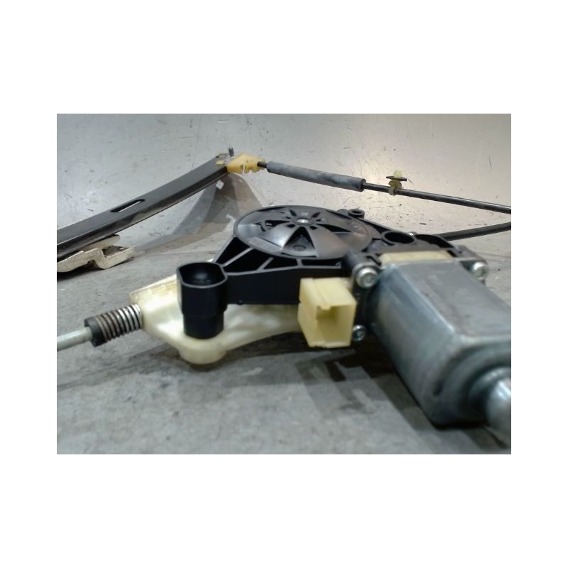 MECANISME+MOTEUR LEVE-GLACE AVANT DROIT SEAT LEON