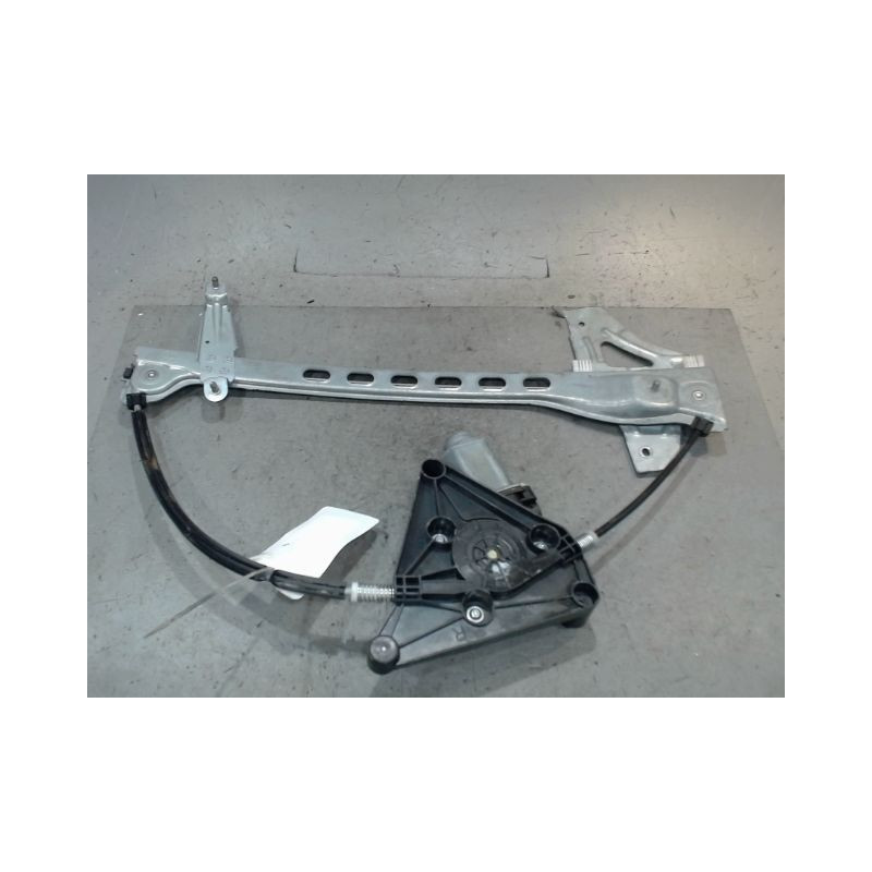 MECANISME+MOTEUR LEVE-GLACE AVANT DROIT CITROEN C1
