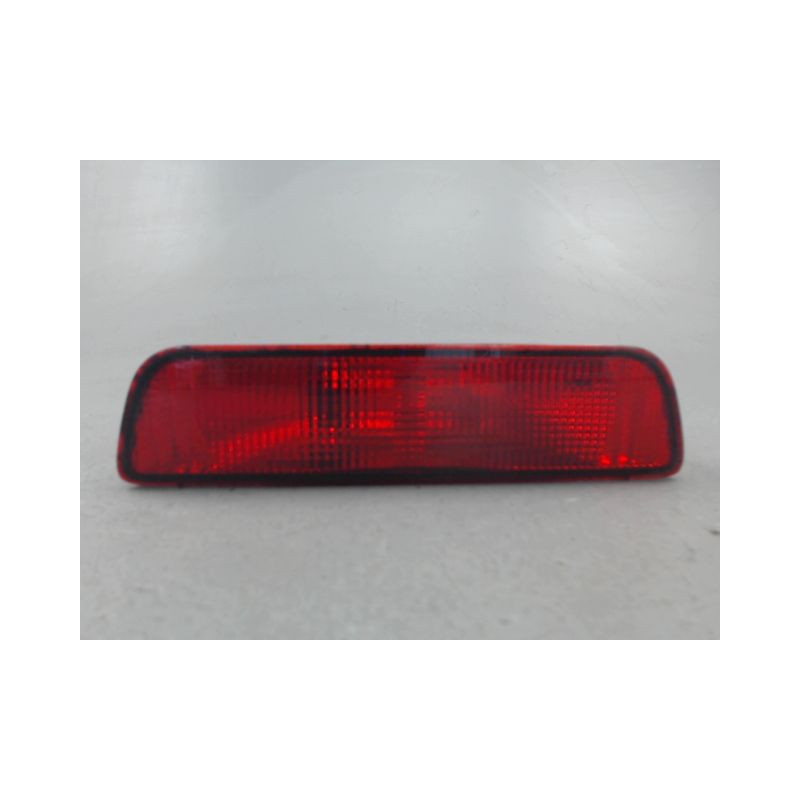 FEU BROUILLARD CENTRAL ARRIERE NISSAN MICRA