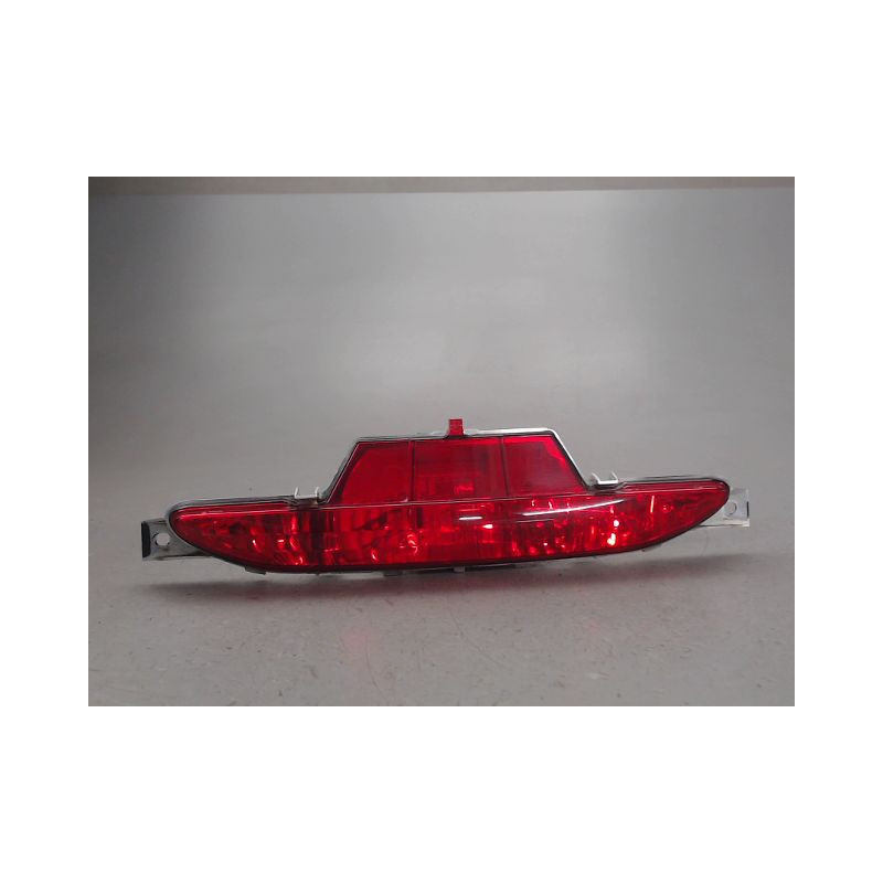 FEU BROUILLARD CENTRAL ARRIERE PEUGEOT 208