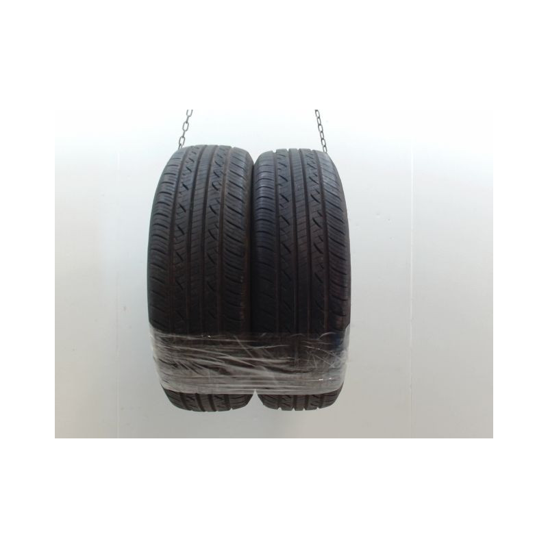Paire de pneus NEXEN CLASSE PREMIERE CP671 215 70 16 100 H