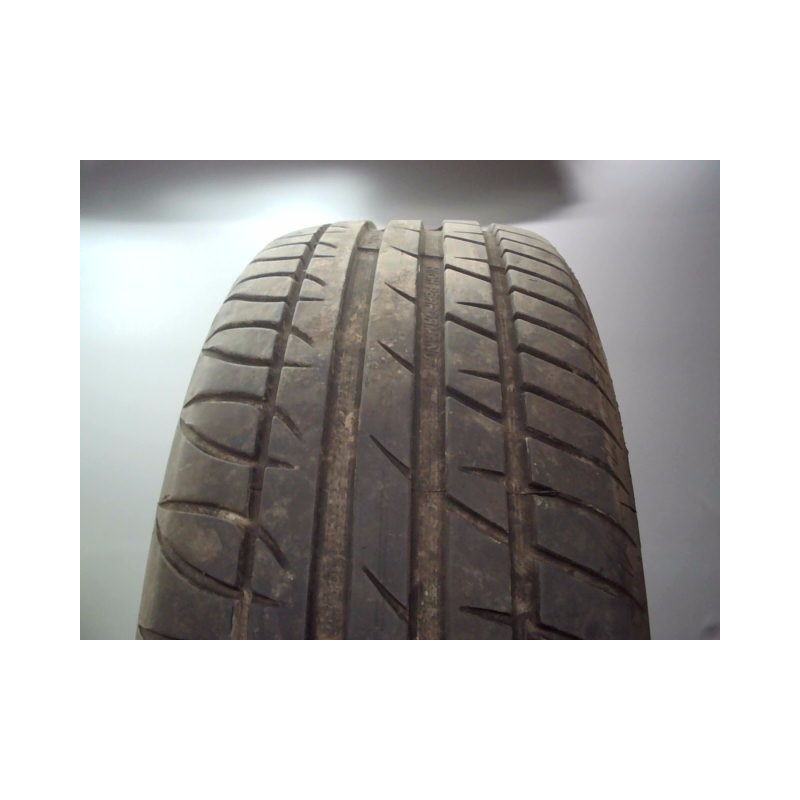 Pneu TAURUS HIGH PERFORMANCE 195 50 15 82 V