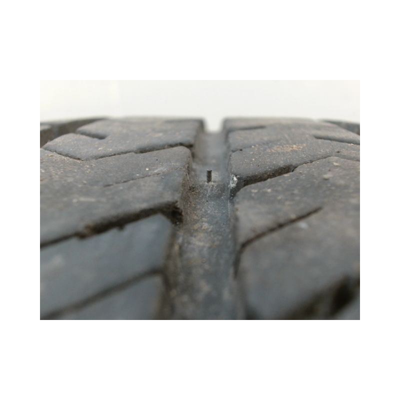 Pneu MICHELIN AGILIS 51 215 65 16 106 T