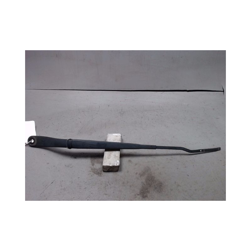 BRAS ESSUIE-GLACE AVANT GAUCHE CITROEN DS3 2009-