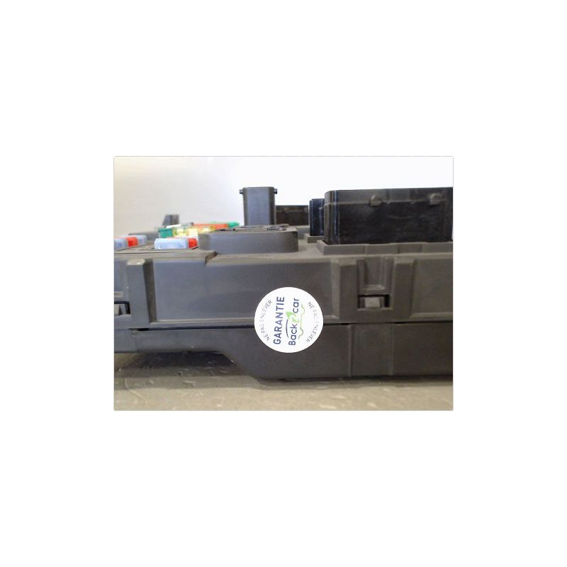 BOITIER GESTION HABITACLE PEUGEOT 206
