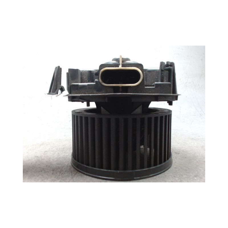 MOTEUR VENTILATEUR CHAUFFAGE RENAULT TWINGO 2 2007-