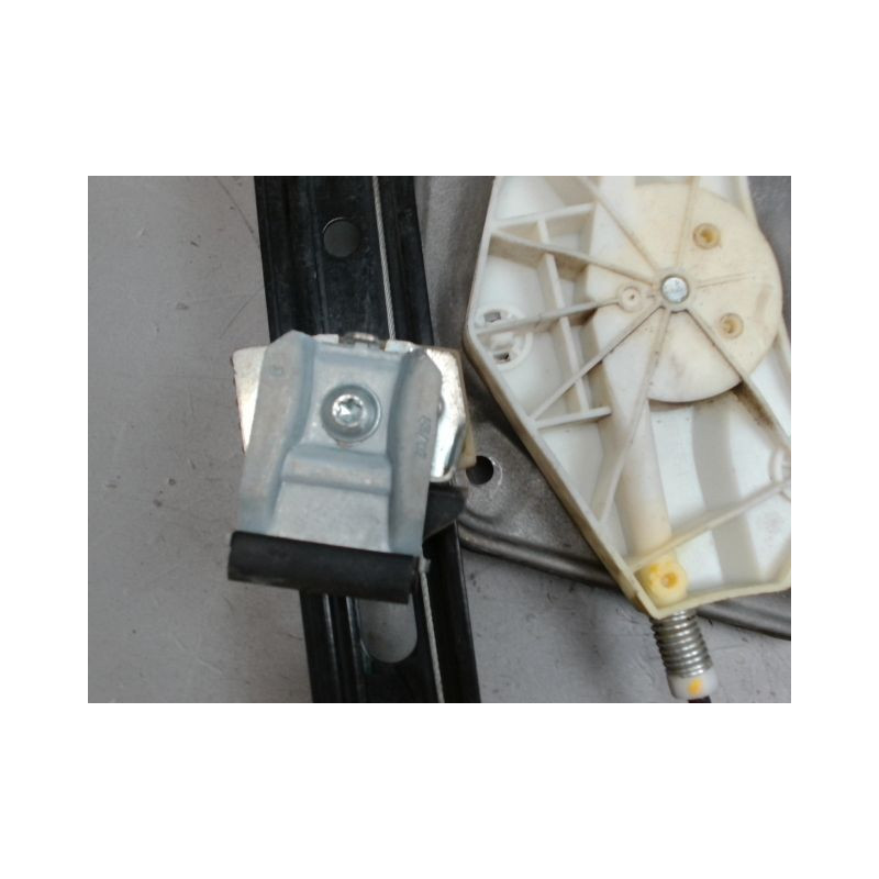 MECANISME+MOTEUR LEVE-GLACE AVANT DROIT VOLKSWAGEN GOLF V 2003-2009