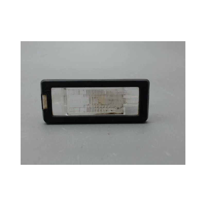 ECLAIREUR PLAQUE DE POLICE DROIT DACIA DUSTER BREAK Phase 1 2010-2013