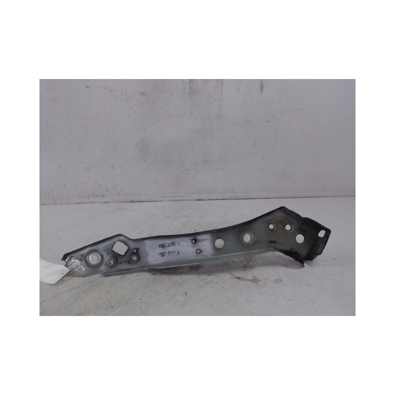 TOLE PORTE PHARE DROIT RENAULT MEGANE III ESTATE 09-