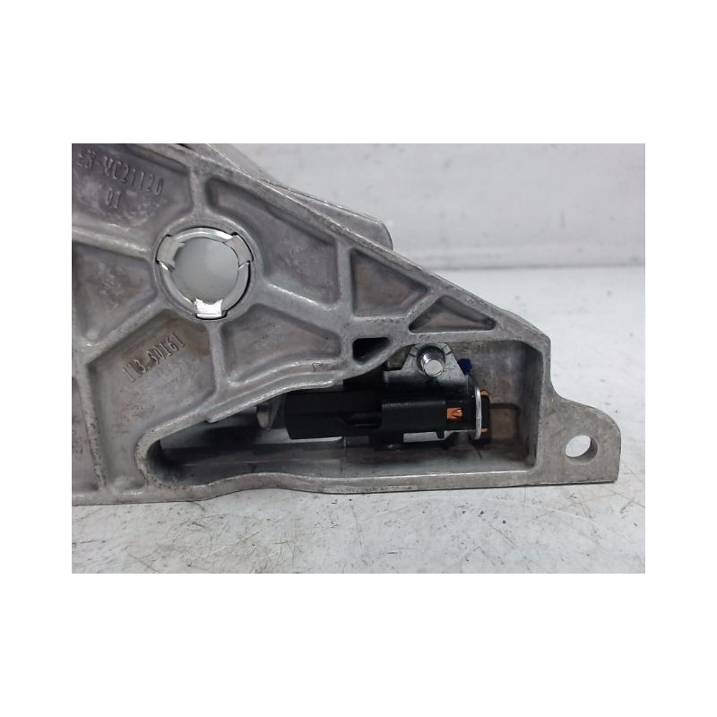 LEVIER FREIN A MAIN VOLVO V40 2000-