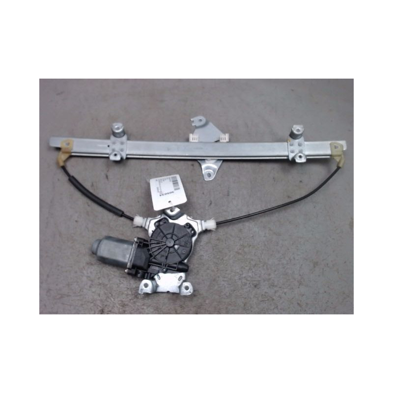 MECANISME+MOTEUR LEVE-GLACE AVANT DROIT NISSAN NOTE