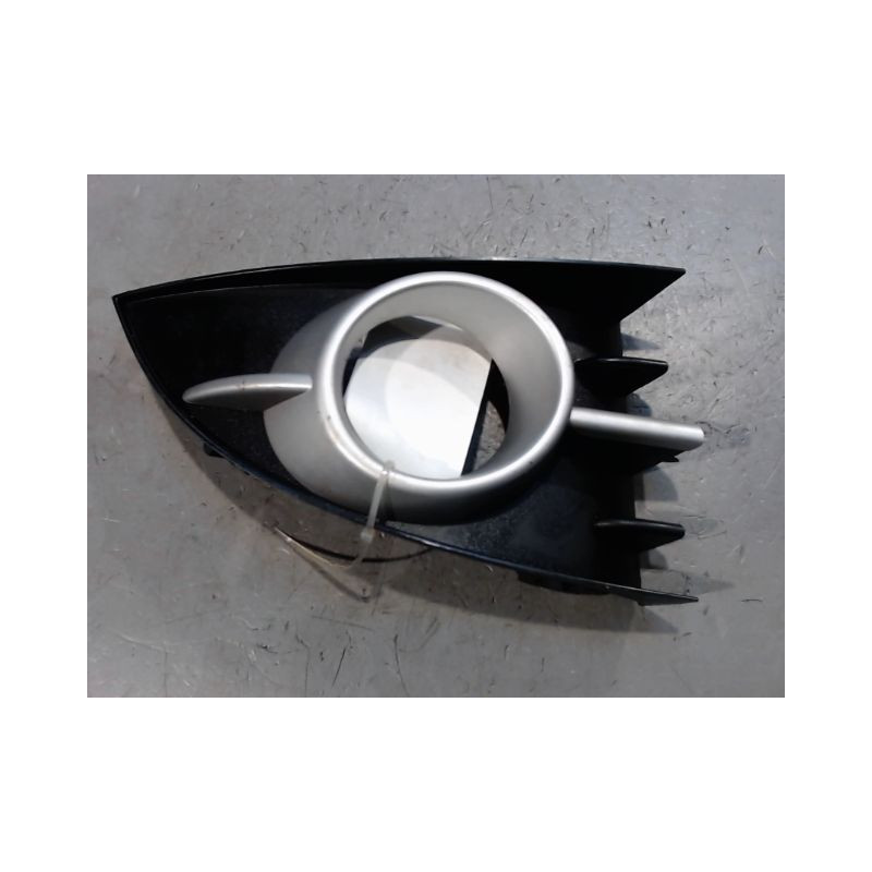 OBTURATEUR PHARE ADDITIONNEL PARE-CHOC AVD RENAULT SCENIC II PH2 2006-