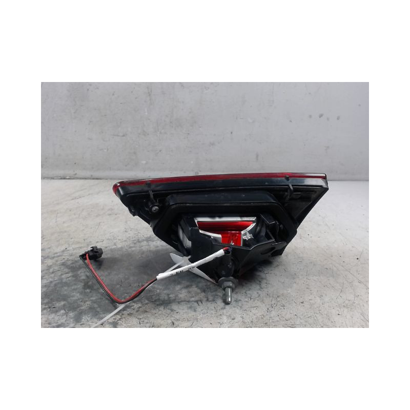 FEU ARRIERE INTERIEUR GAUCHE RENAULT CLIO IV