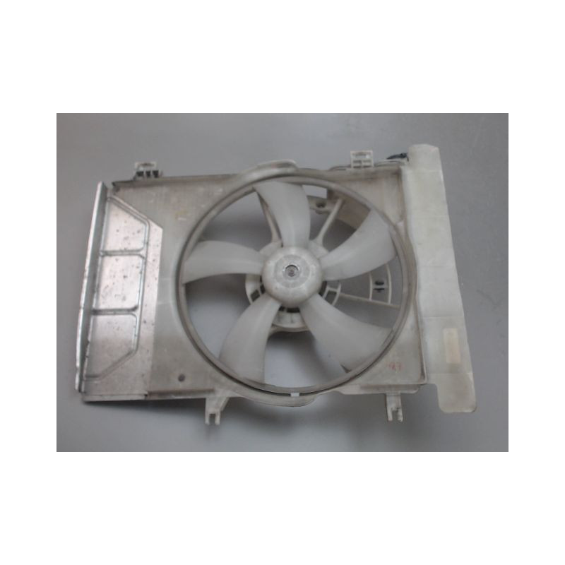 MOTEUR VENTILATEUR RADIATEUR TOYOTA YARIS