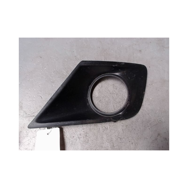 OBTURATEUR PHARE ADDITIONNEL PARE-CHOC AVG PEUGEOT 207 2009-