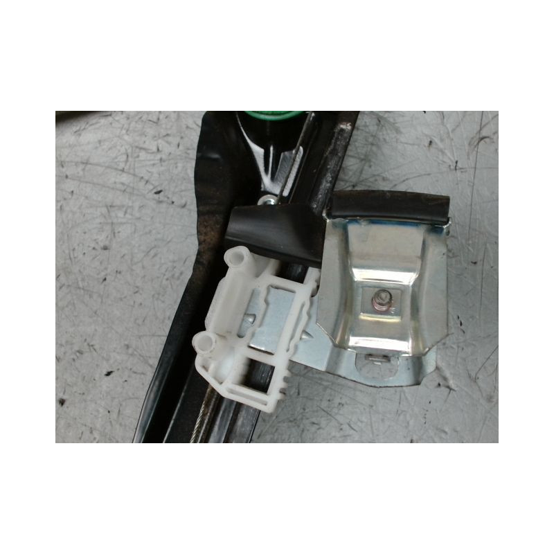 MECANISME+MOTEUR LEVE-GLACE AVANT GAUCHE FORD FOCUS 98-04