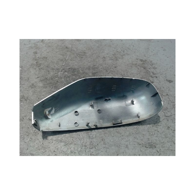 CARENAGE RETROVISEUR EXTERIEUR DROIT RENAULT LAGUNA II 00-2005