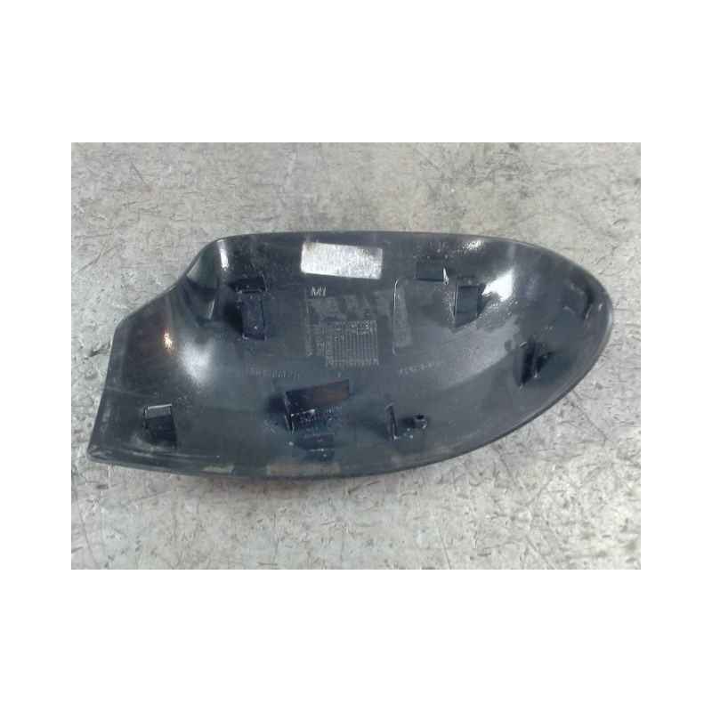 CARENAGE RETROVISEUR EXTERIEUR DROIT DACIA SANDERO 2008-