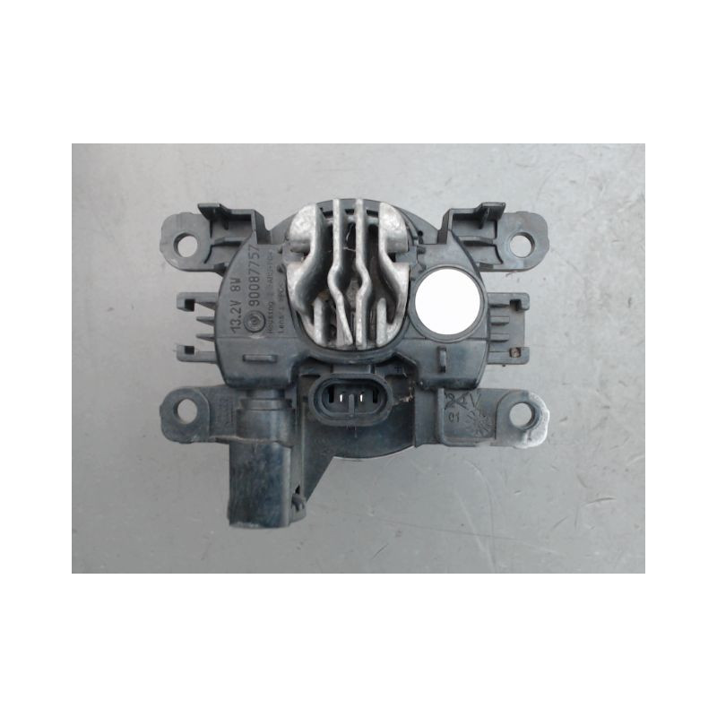 PHARE ANTIBROUILLARD AVANT DROIT RENAULT CLIO
