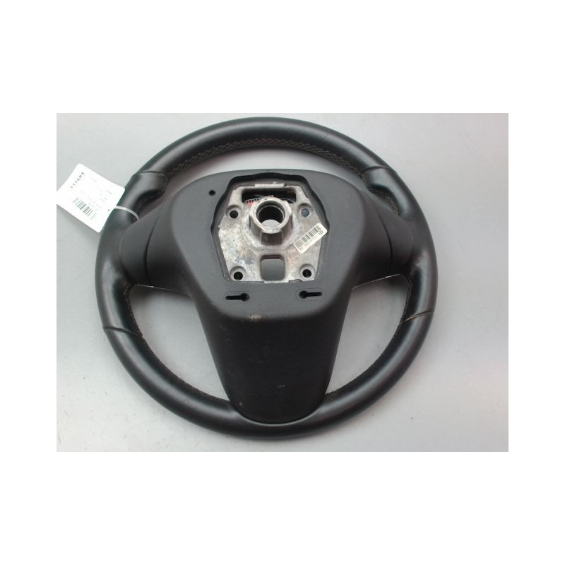VOLANT DE DIRECTION OPEL ASTRA IV Phase 1 (J) 2010-2012