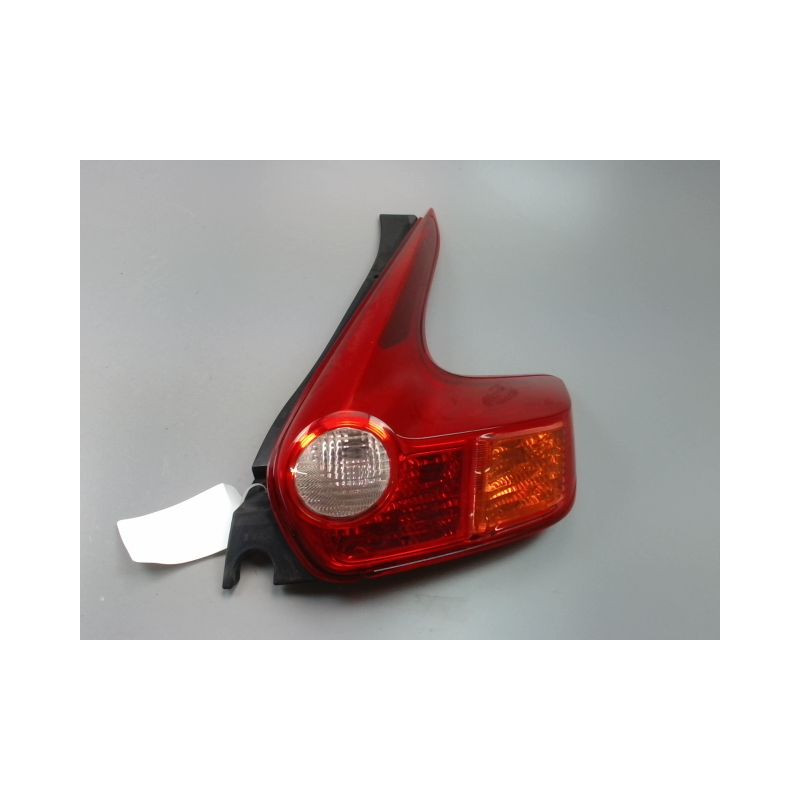 FEU ARRIERE DROIT NISSAN JUKE Phase 2 2014-...