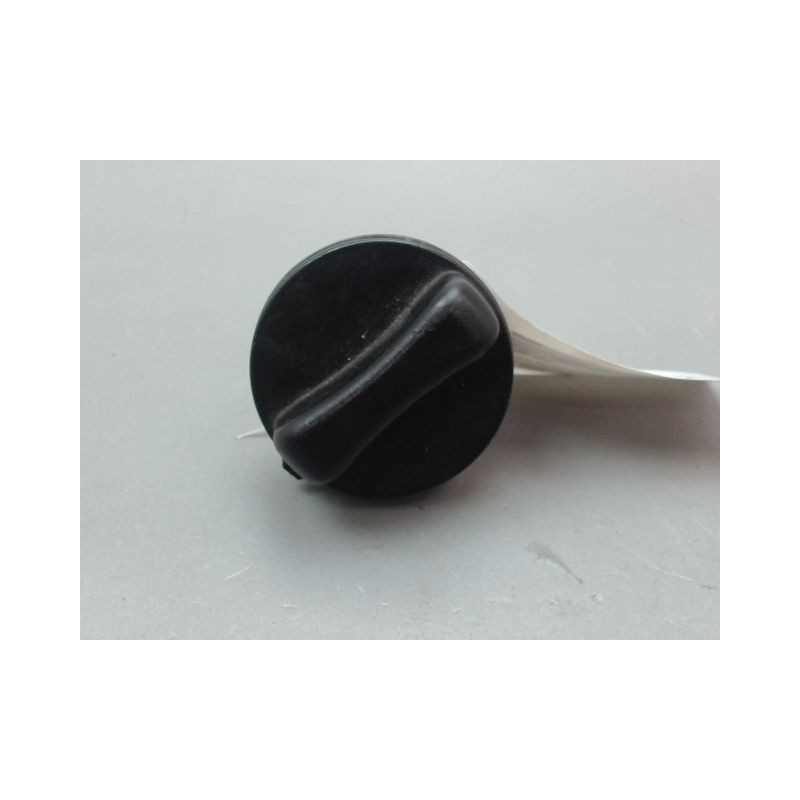 BOUCHON RESERVOIR A CARBURANT NISSAN MICRA 2009-