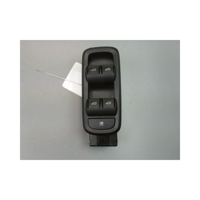 COMMANDE LEVE-GLACE PORTE AVG FORD KA+