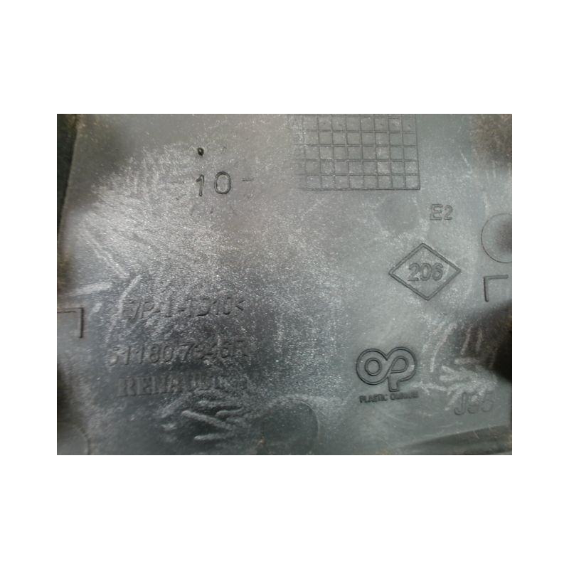 OBTURATEUR COUVRE CROCHET DE BOUCLIER AV RENAULT SCENIC MONOSP. III Phase 1 2009-2011