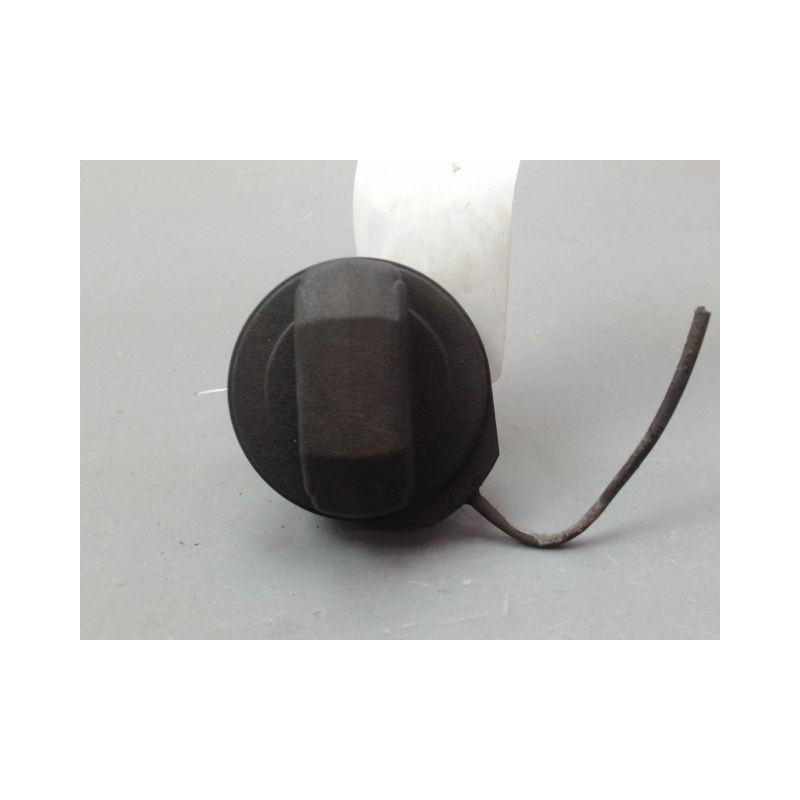 BOUCHON RESERVOIR A CARBURANT VOLKSWAGEN POLO V Phase 1 (6R) 2009-2014