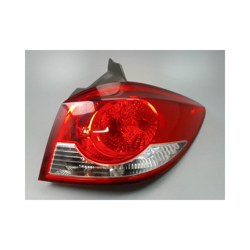 FEU ARRIERE DROIT CHEVROLET CRUZE BERL. 2009-...