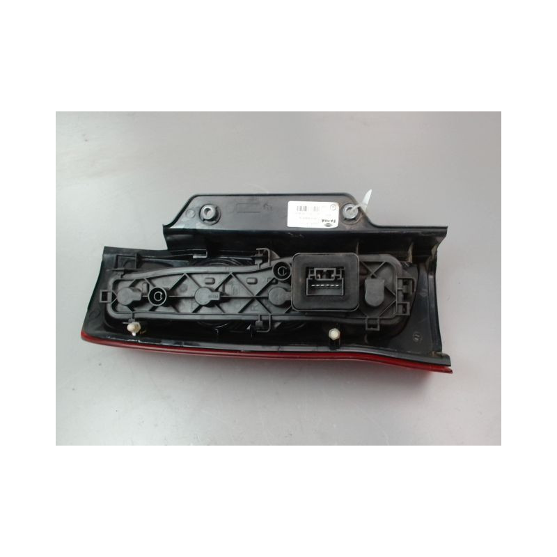 FEU ARRIERE DROIT CITROEN NEMO FG 2008-...