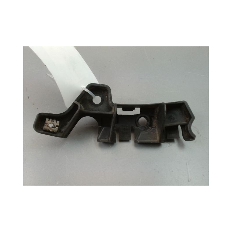 SUPPORT PARE-CHOC AVG RENAULT MEGANE BREAK III Phase 1 2009-2012